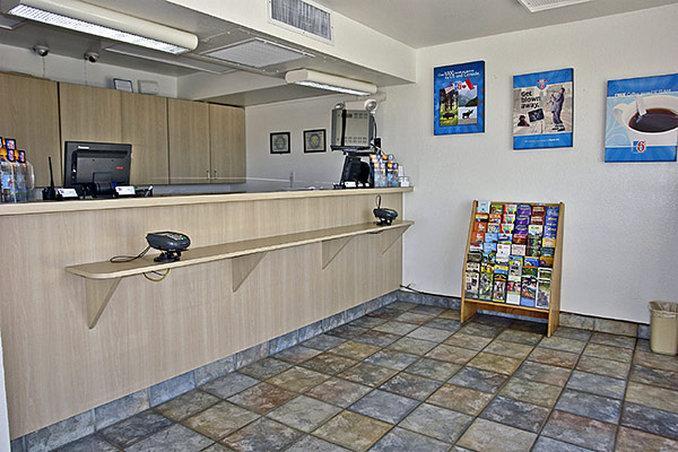 Vagabond Inn Buttonwillow North I-5 Exterior photo
